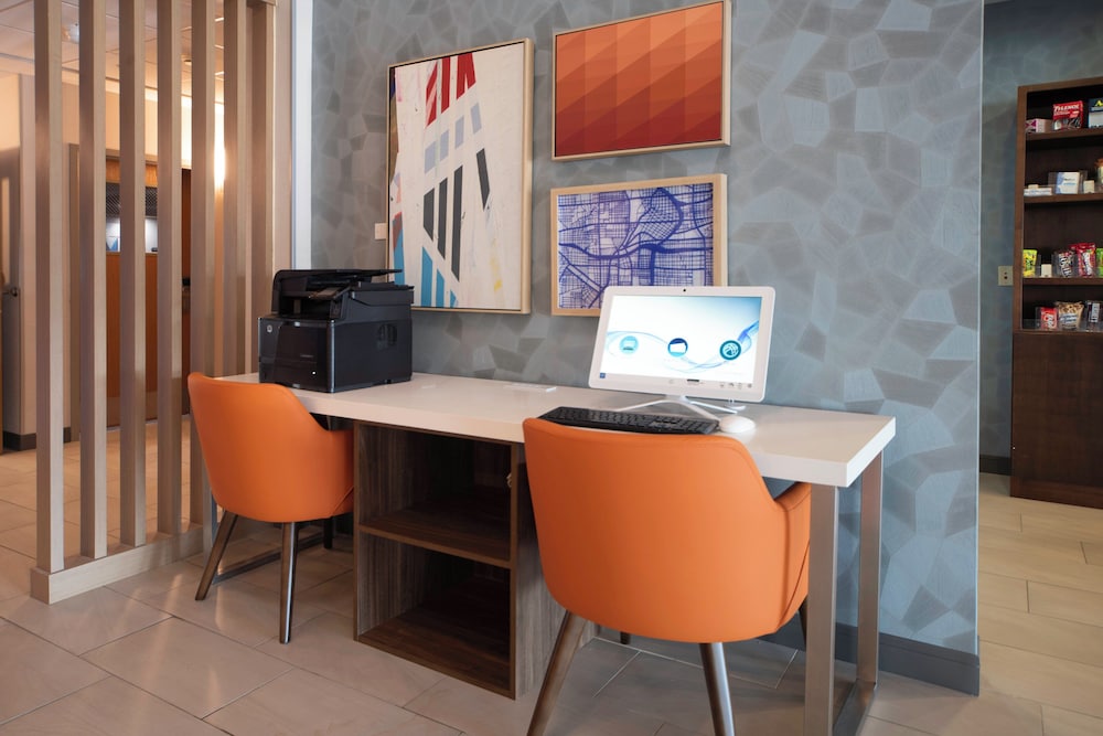 Holiday Inn Express & Suites Little Rock West by IHG - photo 14