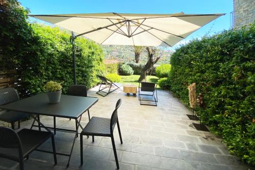 Pietraverdemare — 4-Star Luxury Hotel in Vallebona, Italy