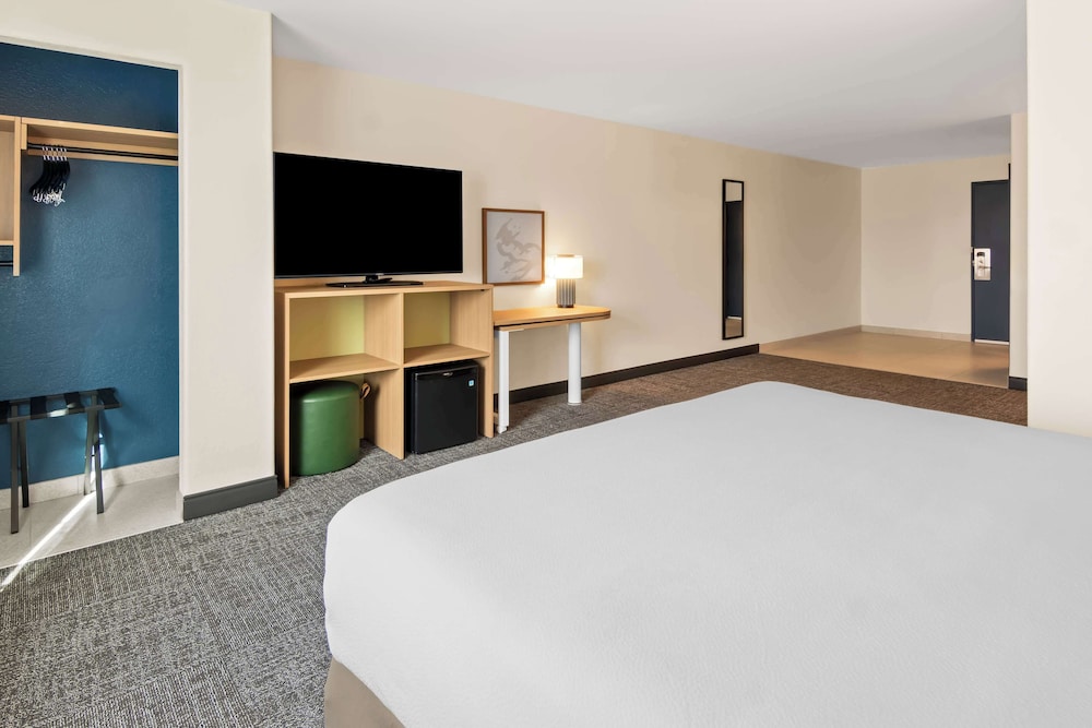 Spark By Hilton Wichita Falls - photo 14