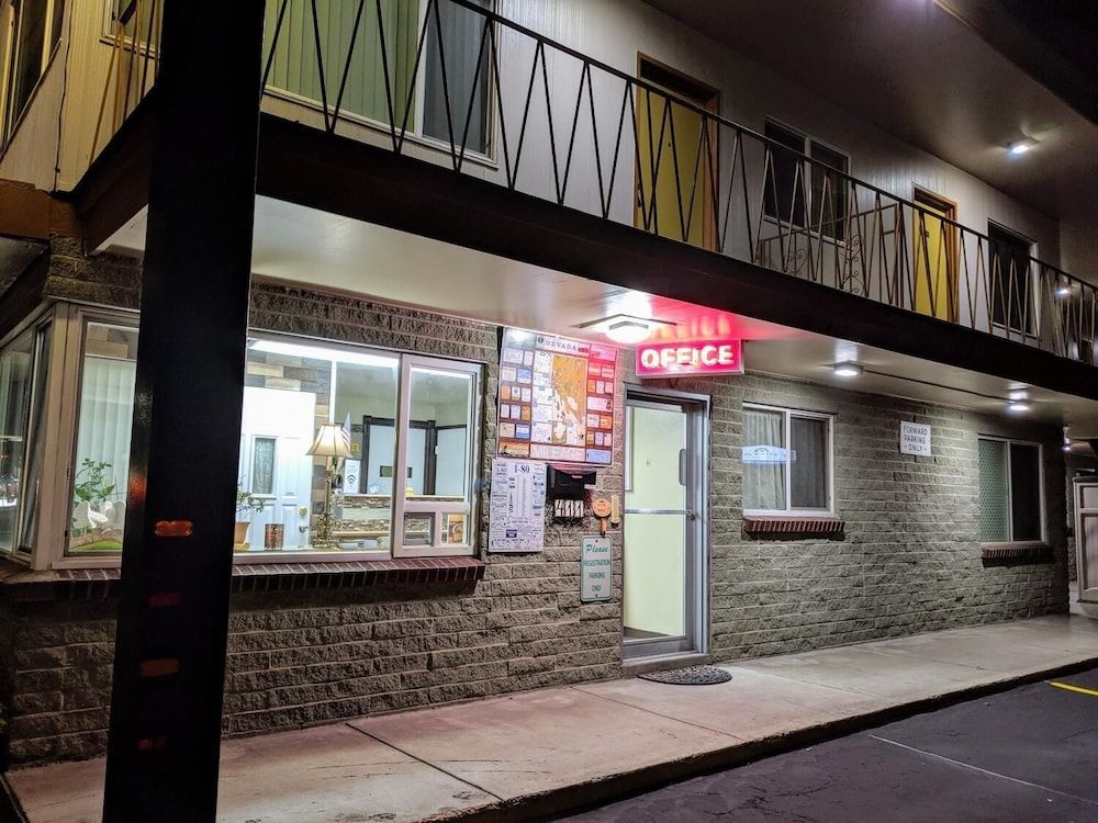 Economy Inn — Elko — photo 4