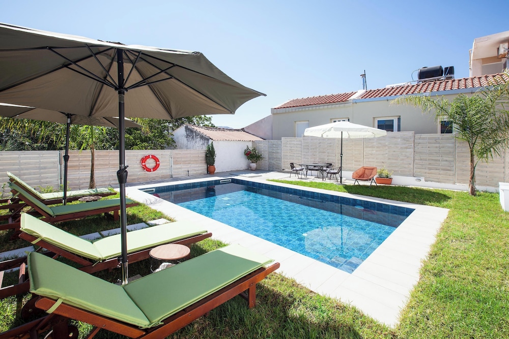 Peponas Residence — 4-Star Luxury Hotel in Chania, Greece