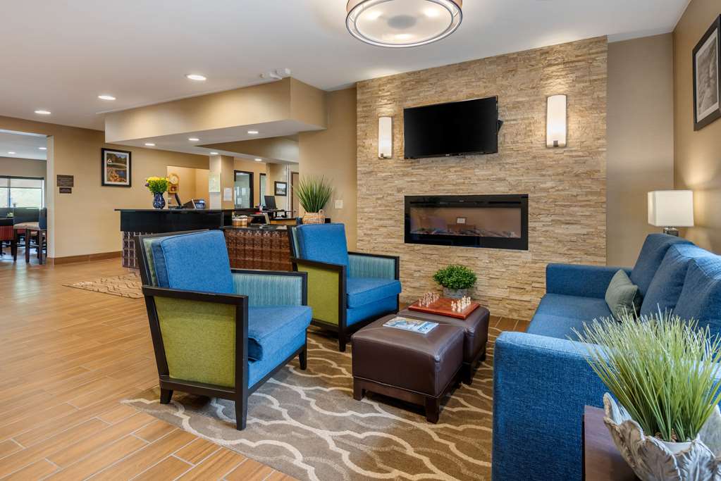 Comfort Inn Ellsworth Bar Harbor - photo 6