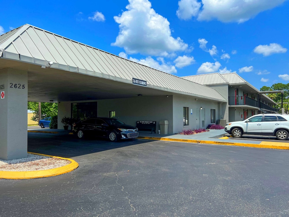 Quality Inn Elkton St. Augustine South - photo 25