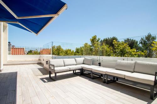Cascais Duplex Apartment — 4-Star Luxury Hotel in Cascais, Portugal