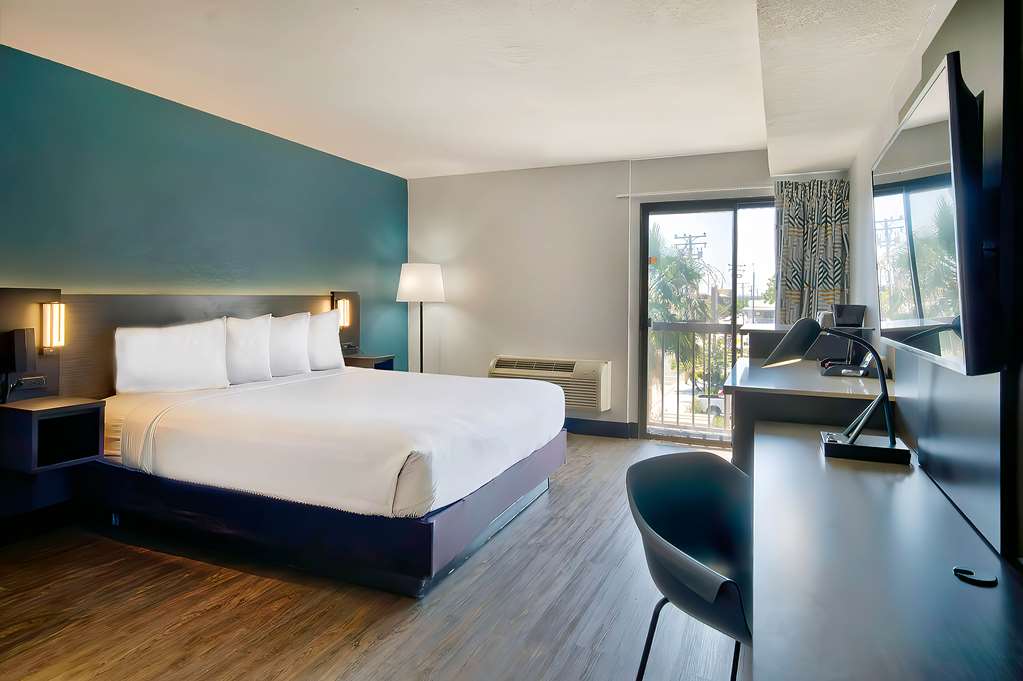 Studio 6 Suites Lawndale CA South Bay - photo 25