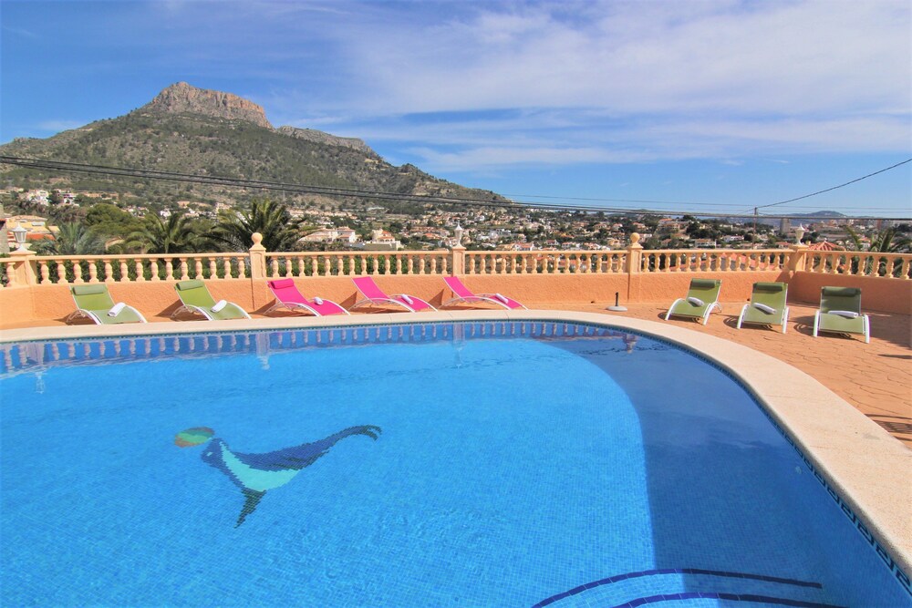 Maravylla 71 - carbon neutral hotel in Calp