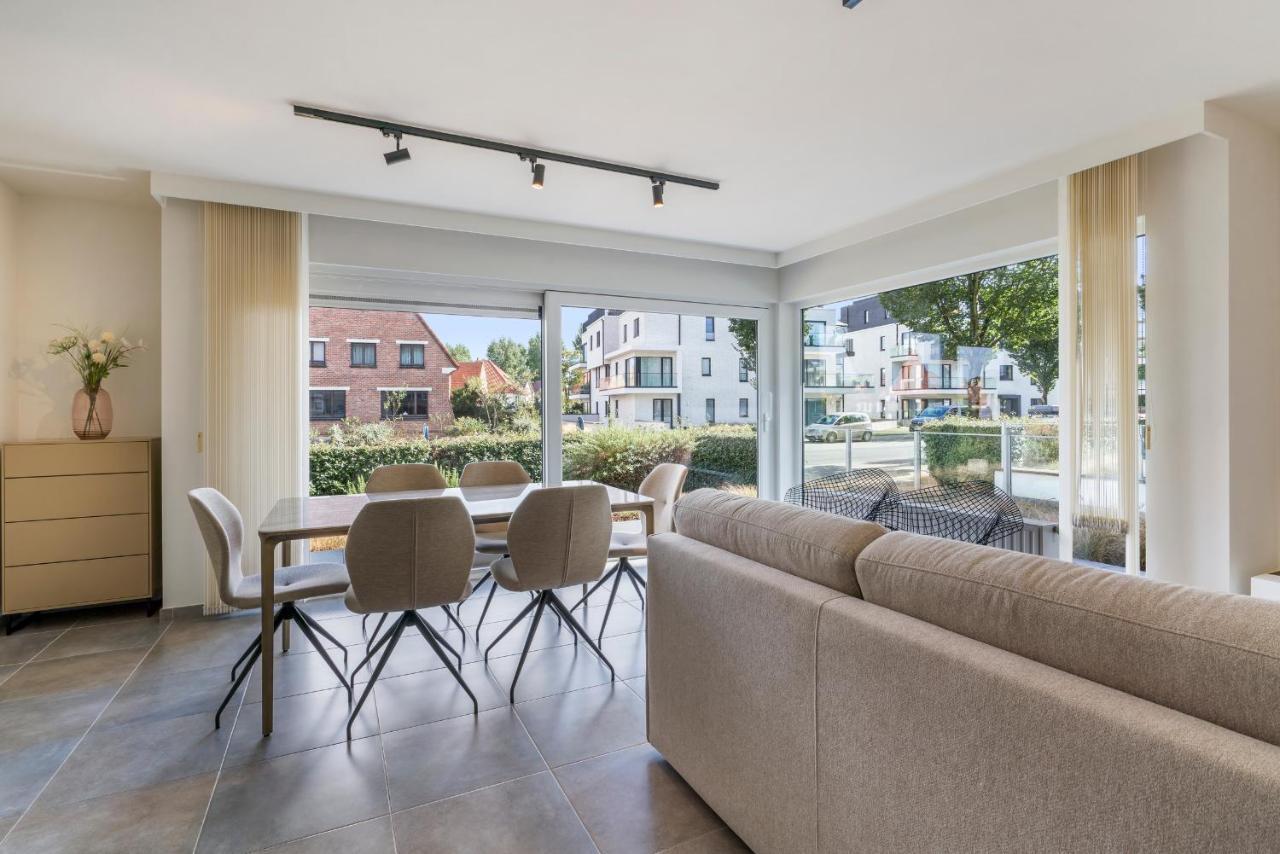 Ruim Appartement 1min Van Strand Met Prive Parking — 4-Star Luxury Hotel in Koksijde, Belgium