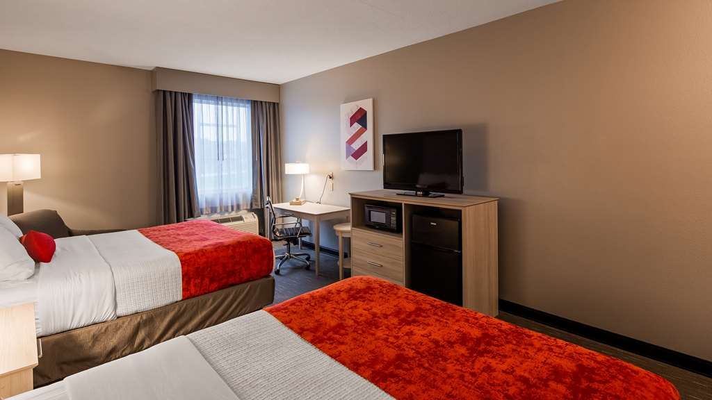 Best Western Plus New Cumberland Inn & Suites - photo 21