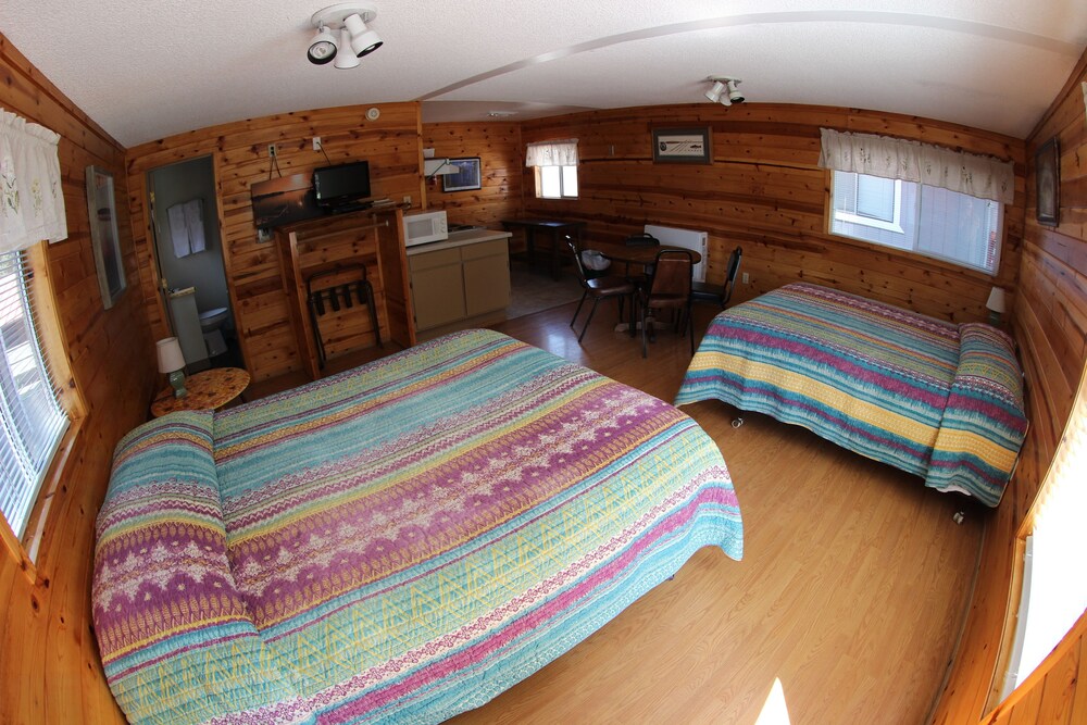 Crater Lake Resort - photo 15