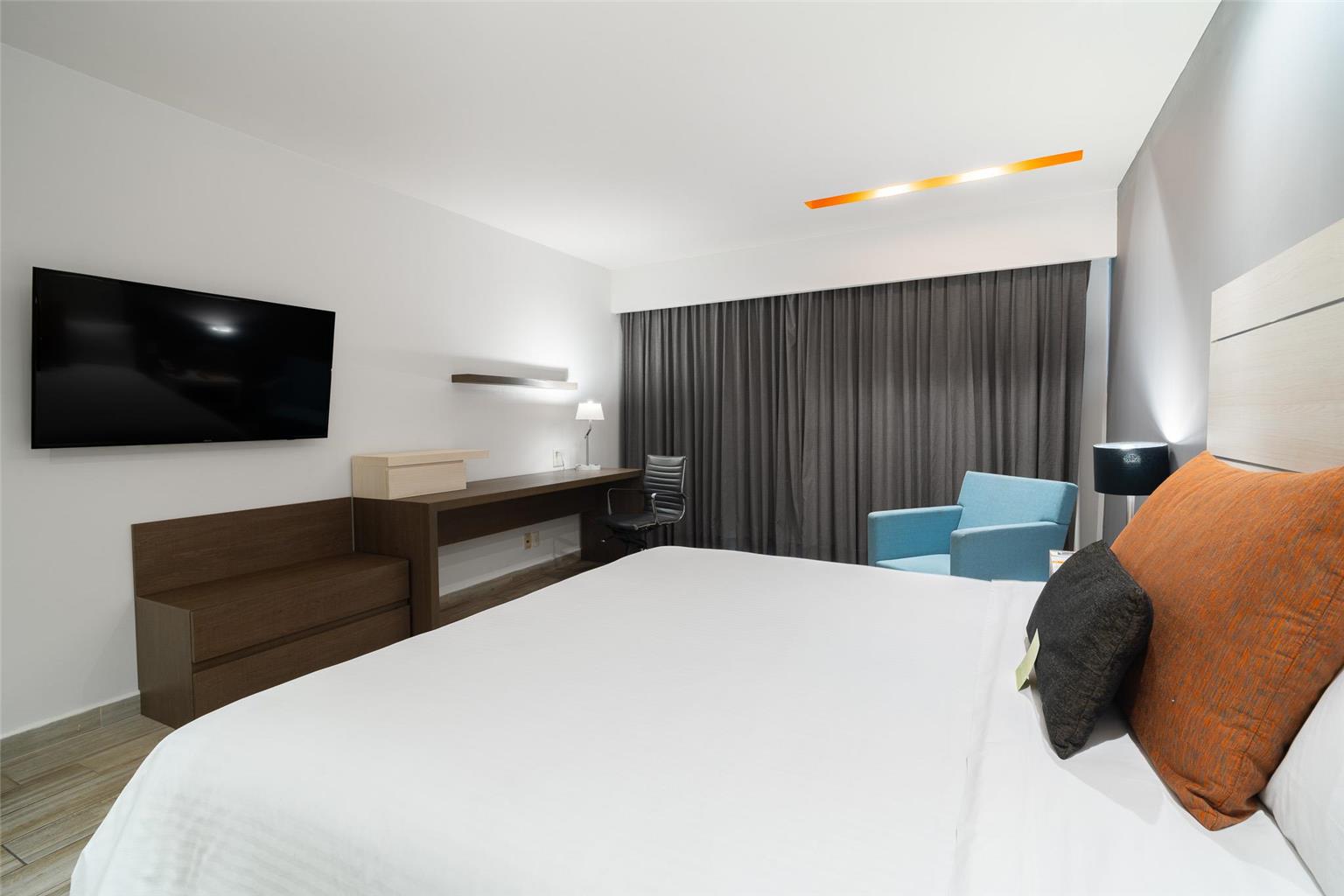 Real Inn Perinorte — Tlalnepantla — photo 4