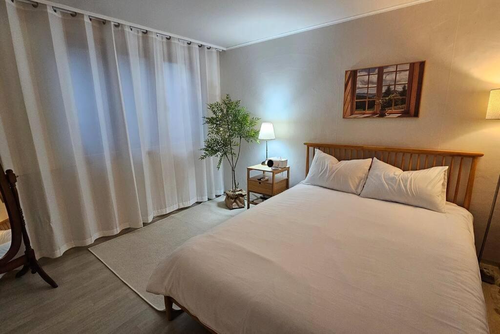 OPEN near Seoul station — 4-Star Luxury Hotel in Seoul, South Korea