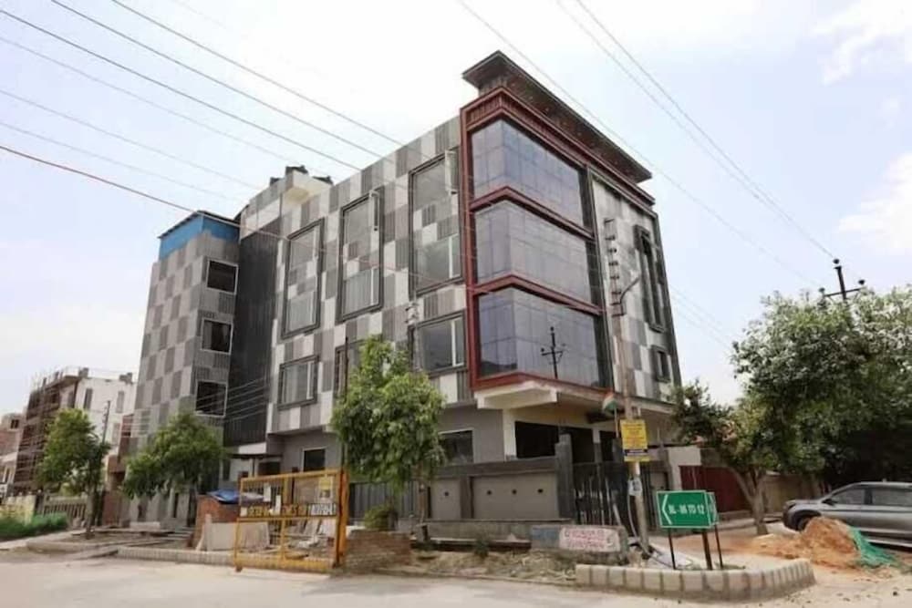 Tivora Boutique Stay in Noida, India