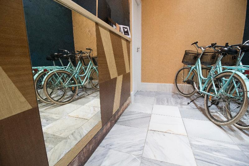 Petit Palace Canalejas