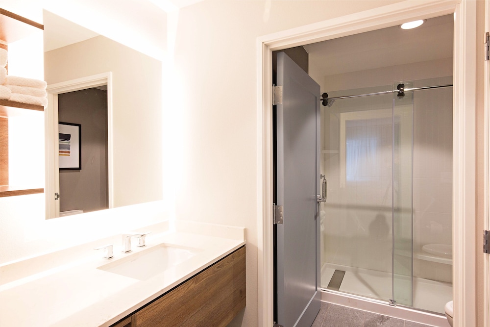 Staybridge Suites Denver North Thornton by IHG - photo 35