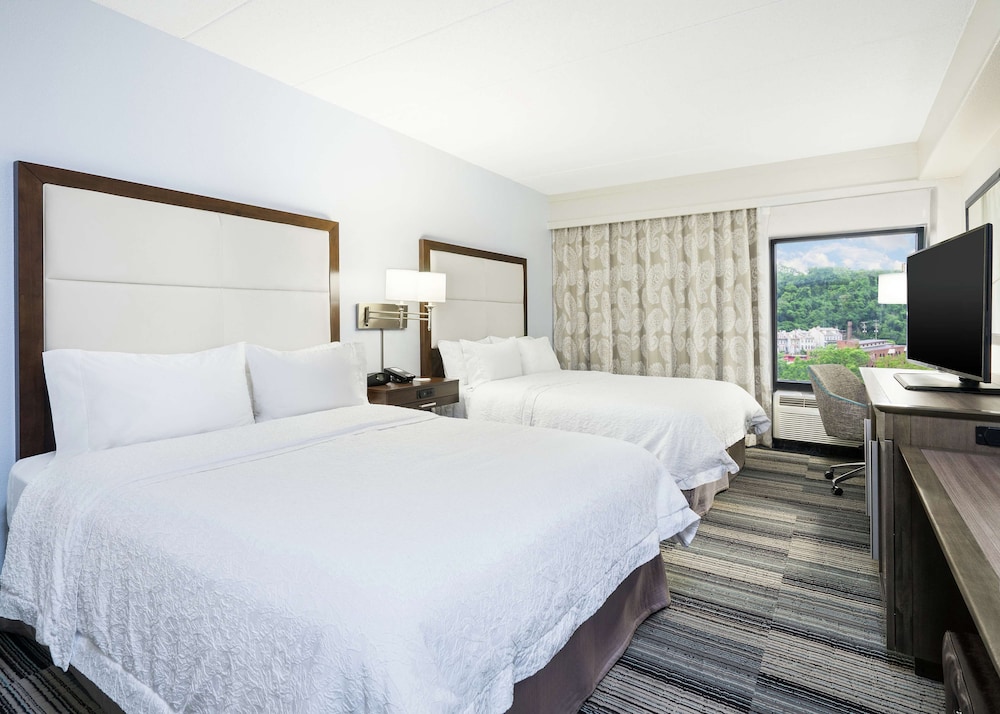 Hampton Inn Pittsburgh University Medical Center - photo 7