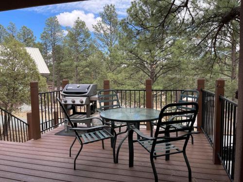 Peaceful Pines Retreat in Ruidoso, United States