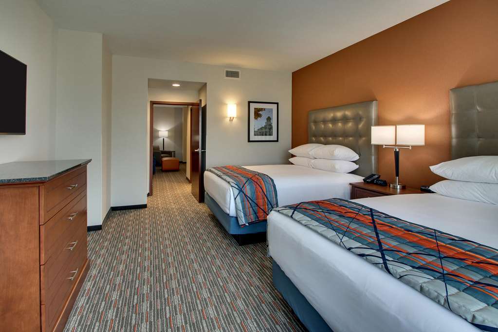 Drury Inn & Suites Iowa City Coralville - photo 39
