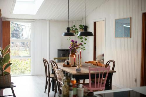 Beautiful Retreat For Family With Young Children - carbon neutral hotel in Unknown City