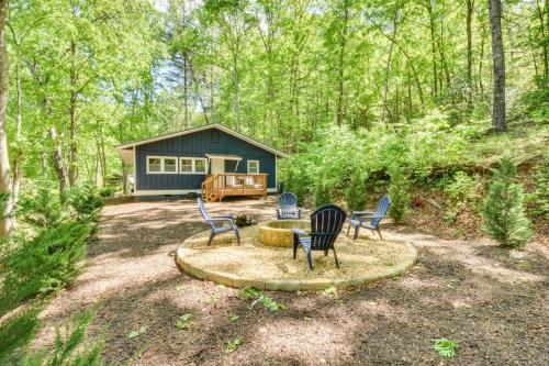 Mountain Escape W Gas Grill Near Lake Burton — Clarkesville