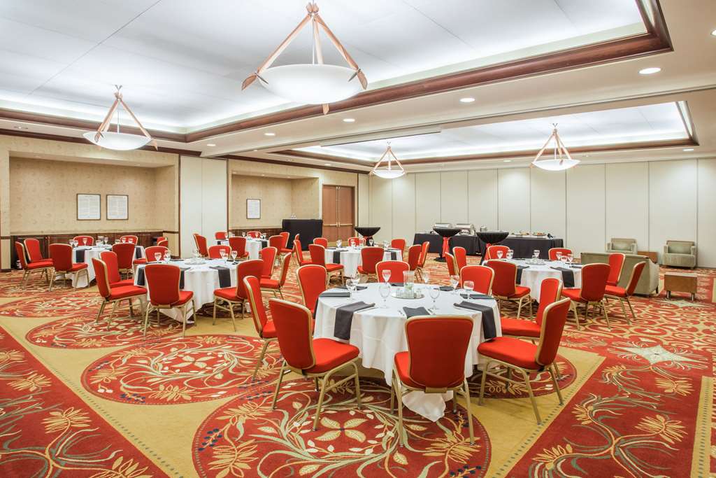 Sonesta Milwaukee West Wauwatosa - photo 28