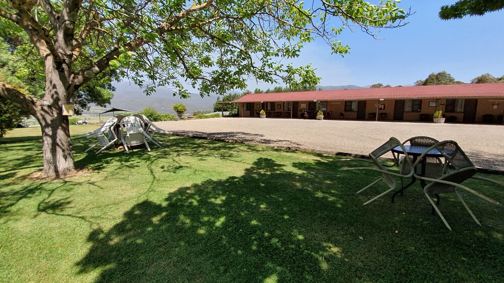 Allamar Motor Inn — Bright — photo 2