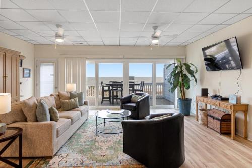 Oceanfront Joe's Place - last minute hotel in Tybee Island