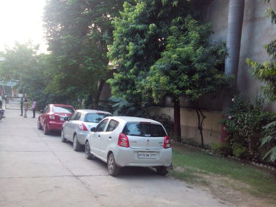 Hotel Kanishka — hotel near Kanpur Airport