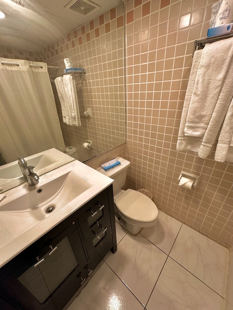Chateaubleau Hotel - photo 28