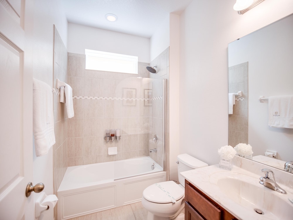 Blissful Retreat 6 Bedrooms - photo 35