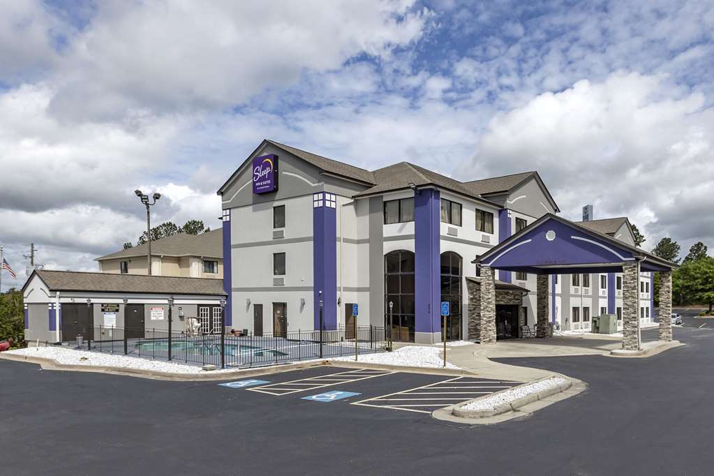 Super 8 by Wyndham Augusta Ft Gordon Belair — hotel in Grovetown