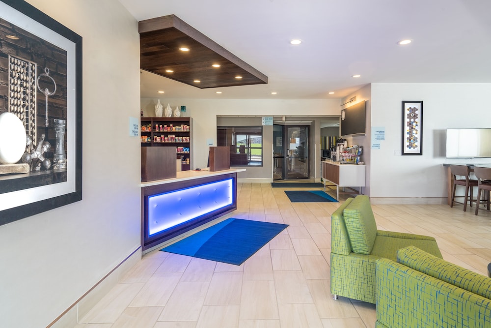 Holiday Inn Express Howe by IHG - photo 42