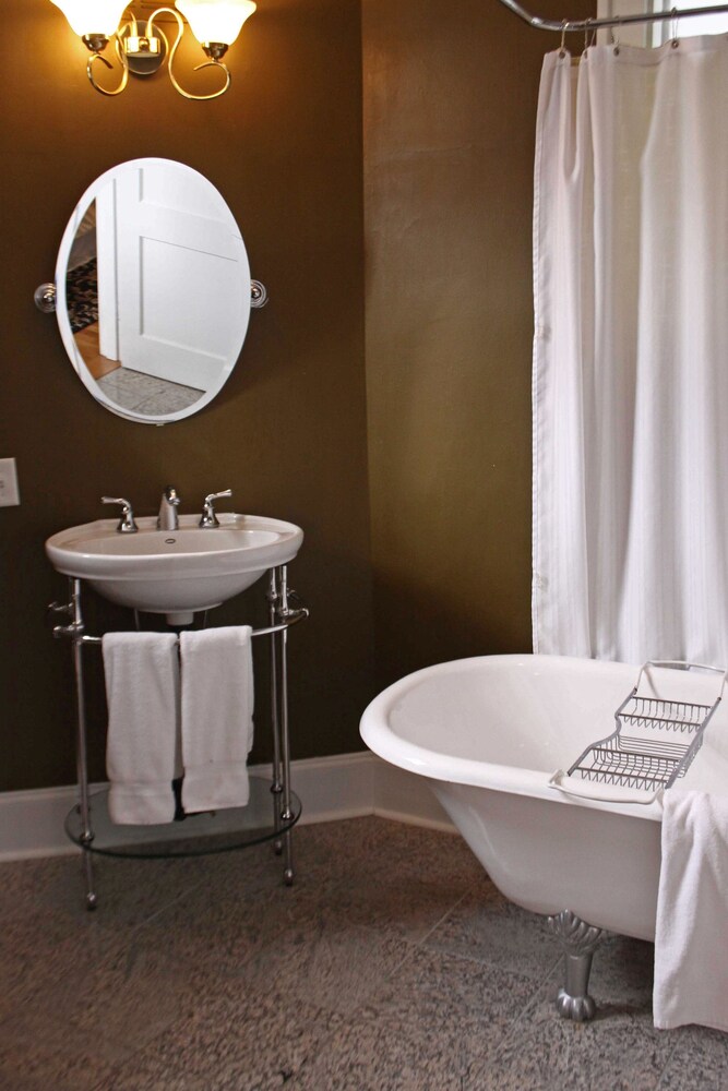 Princess Anne Boutique Hotel - photo 26