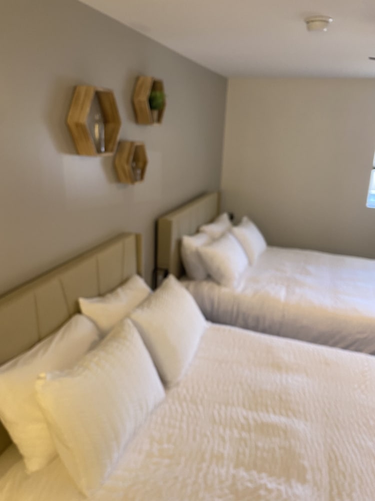The Darmont Hotel and Suites - photo 7