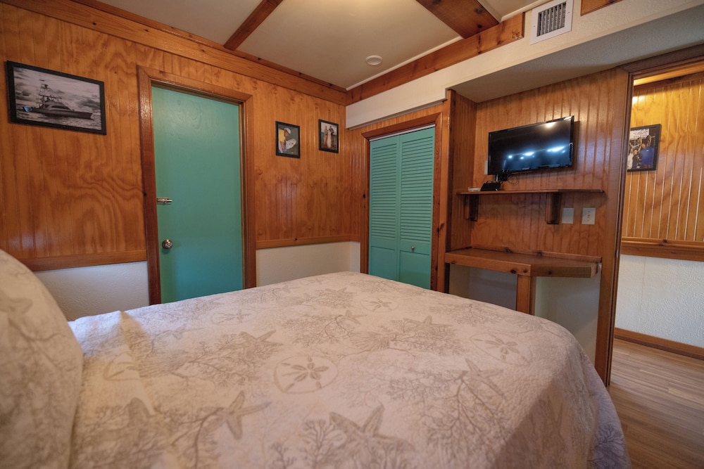Bud N' Mary's Fishing Marina - photo 43