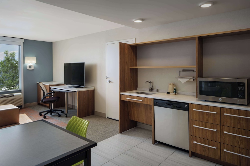 Home2 Suites by Hilton Bellingham Airport - photo 11
