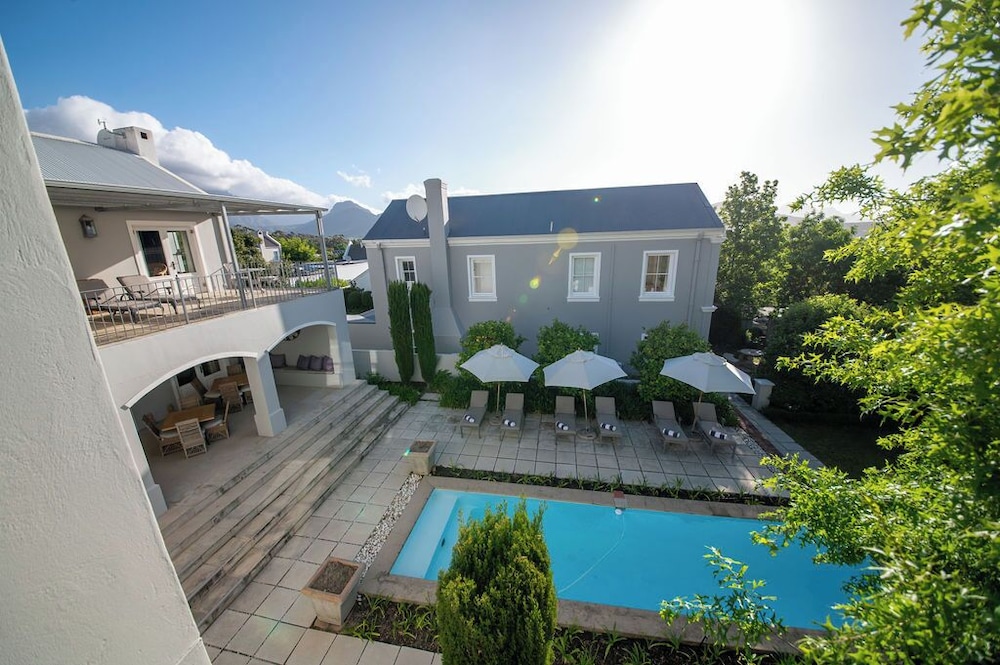 Maison d'Ail Guest House — 4-Star Luxury Hotel in Paarl, South Africa