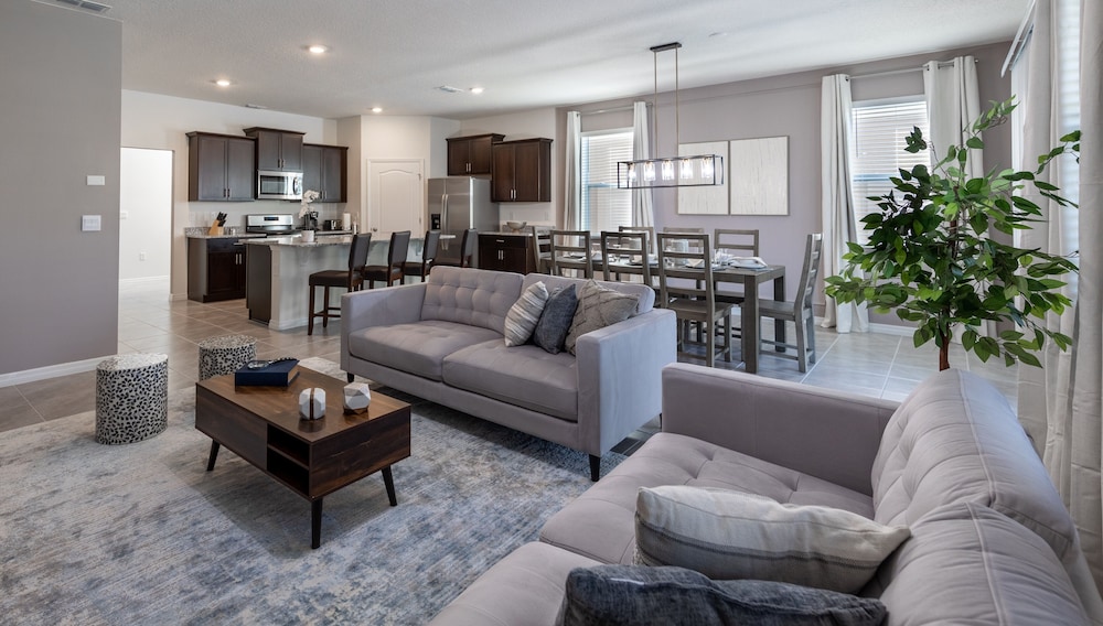 7660oml solterra Resort 5 Bedroom Home by RedAwning - photo 30