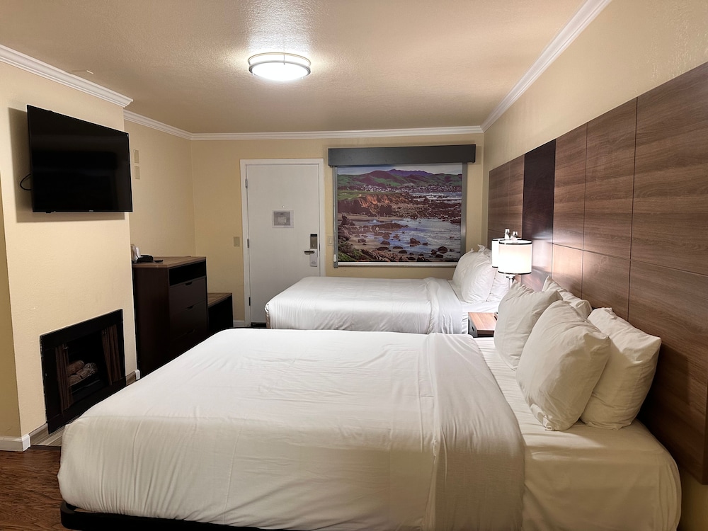 Beachwalker Inn and Suites - photo 20