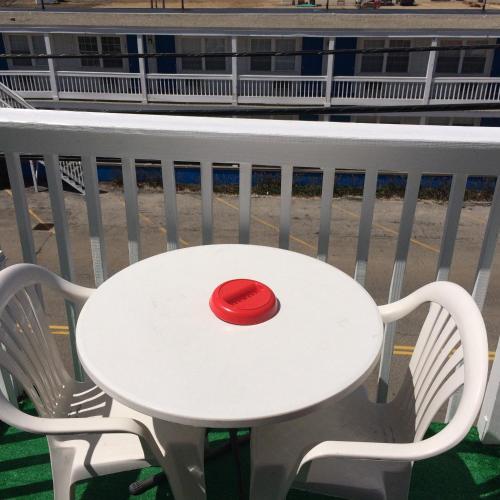 The New Oceanic Inn - photo 40