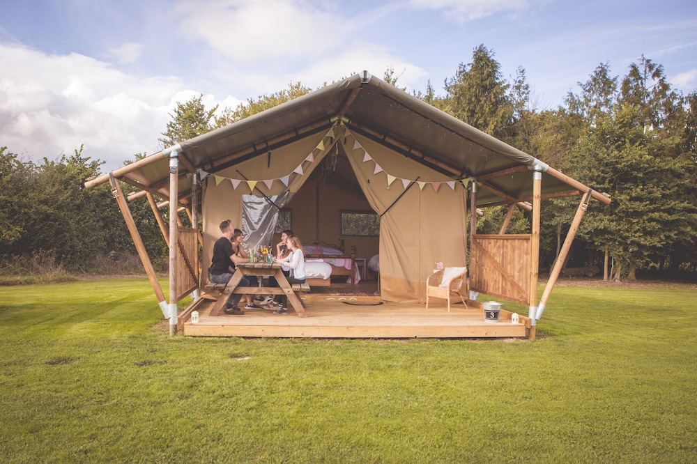 Canvas & Clover - carbon neutral hotel in Worcester