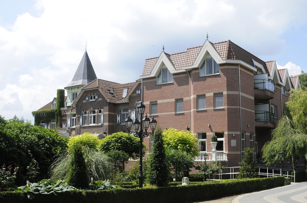 Kasteel Wurfeld — Maaseik