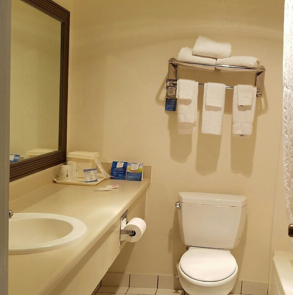 Andrews Motor Inn - photo 26