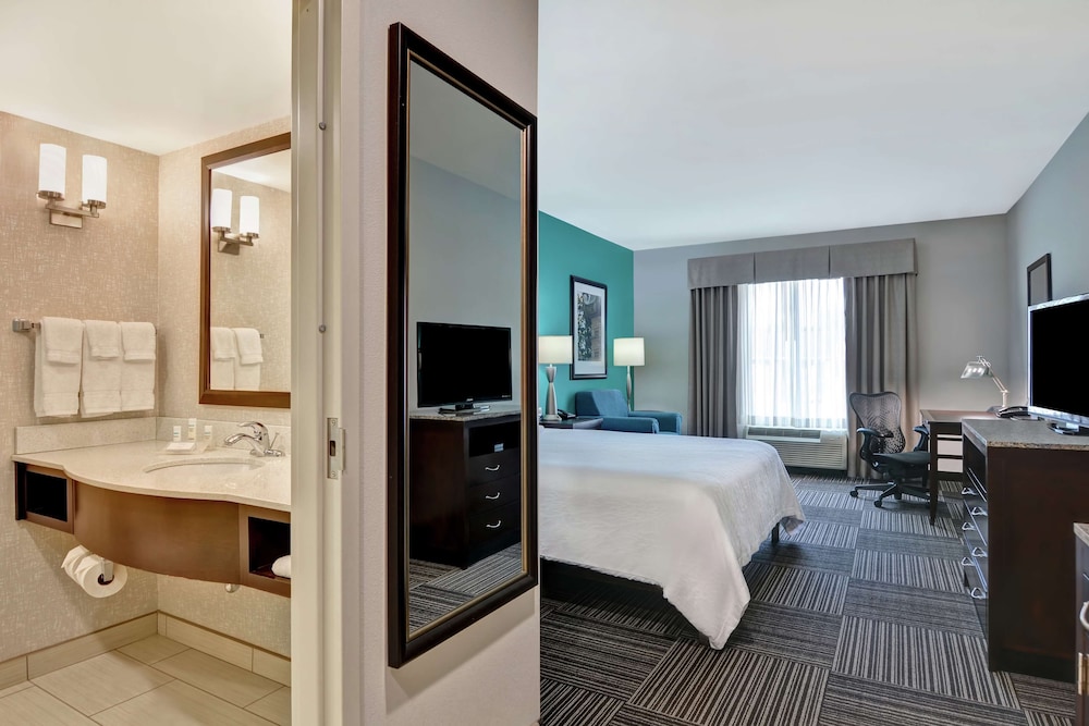Hilton Garden Inn Fayettevile - photo 18