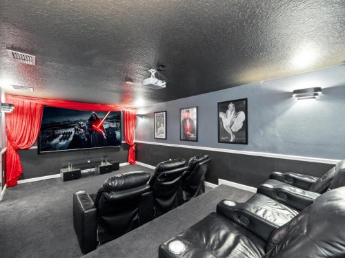 Magical 8BR Villa Game Room Resort by Blue Sky Villas — 4-Star Luxury Hotel in Davenport, United States