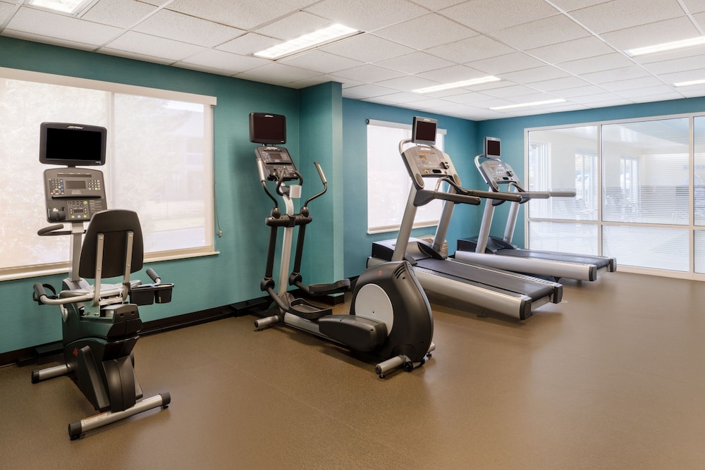 Fairfield Inn and Suites by Marriott Denver Aurora Medical Center - photo 30