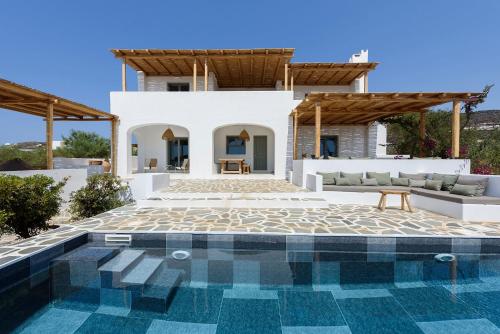 Bougainvillea House Antiparos Private Pool Villa — 4-Star Luxury Hotel in Agios Georgios, Greece