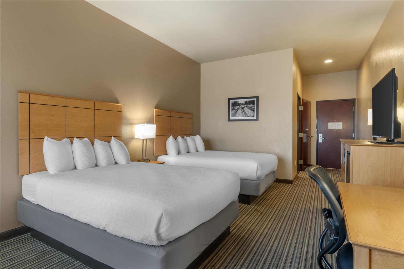 Best Western Shelby Inn & Suites - photo 15