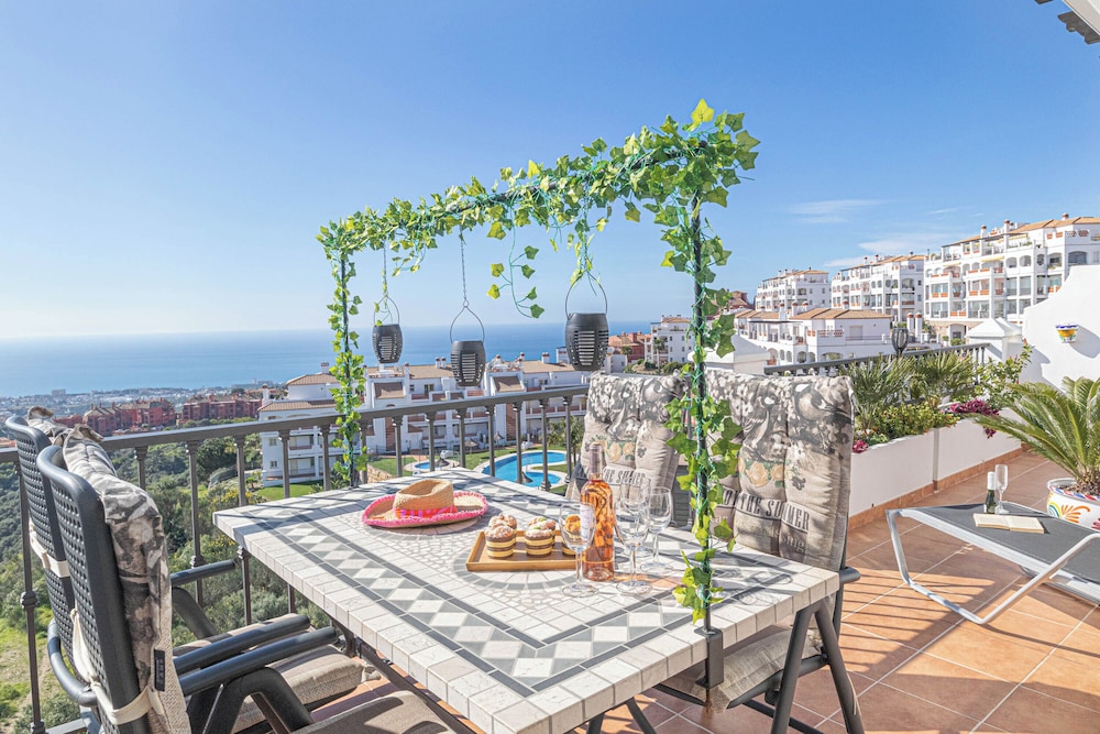 Calahonda Palmeras Best Views — Mijas