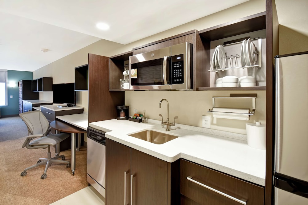 Home2 Suites by Hilton Lagrange - photo 10