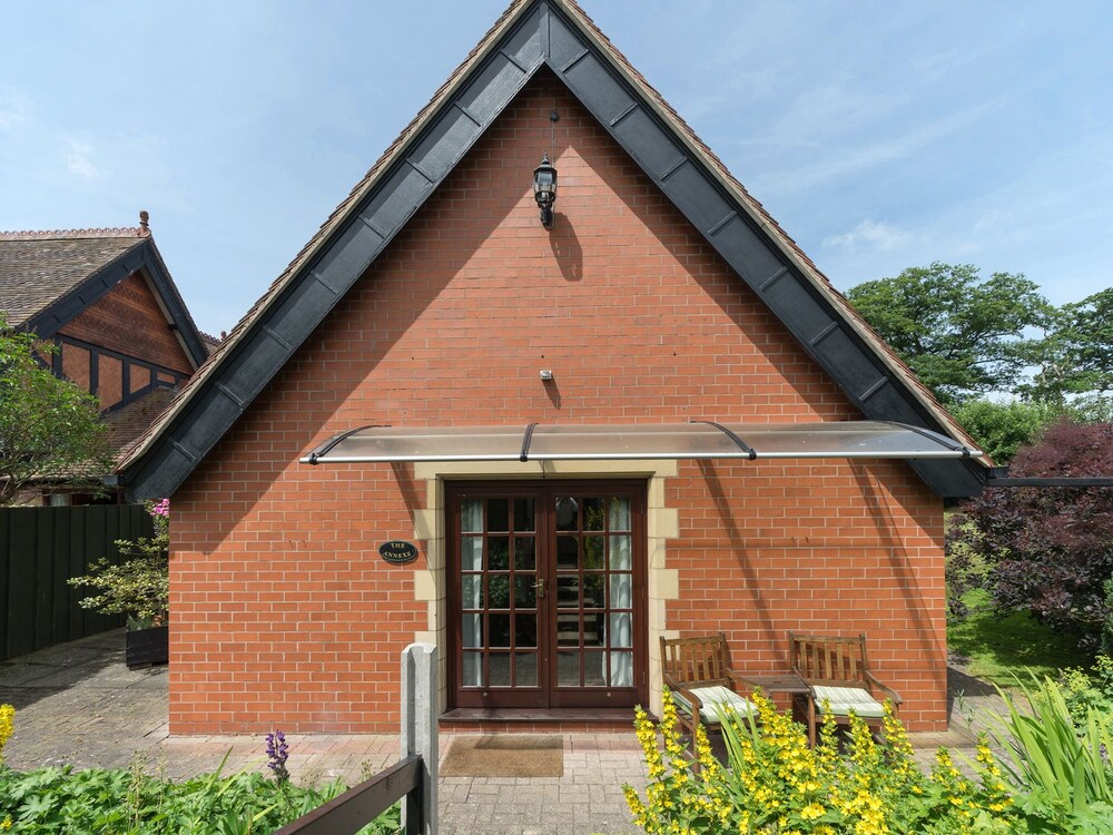 Finest Retreats The Grove Annexe in Craven Arms, United Kingdom